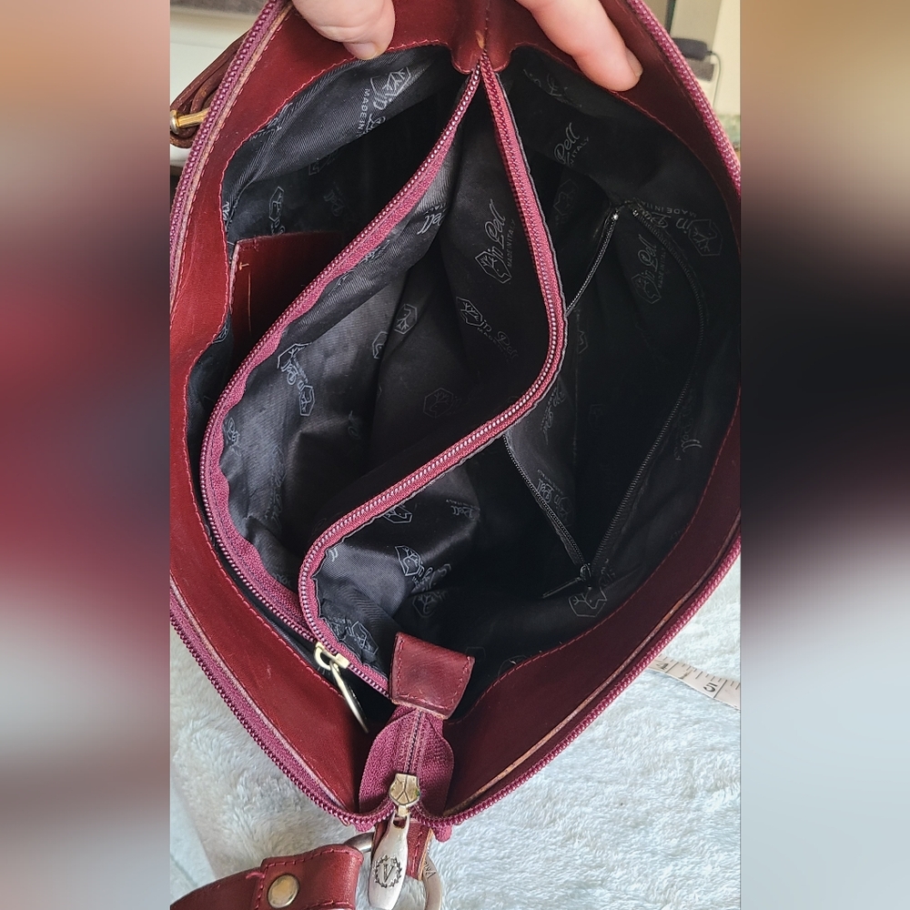Valentina Red Leather Shoulder Bag - Picture 15 of 15